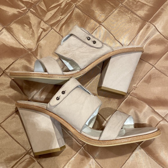 Freda Salvador beautiful slip on heels in suede nude color, brand new, size 10 - Picture 6 of 16